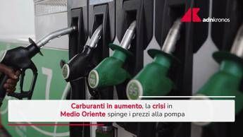 Carburanti in aumento, con guerra in Iran e crisi in Medio Oriente prezzi in rialzo