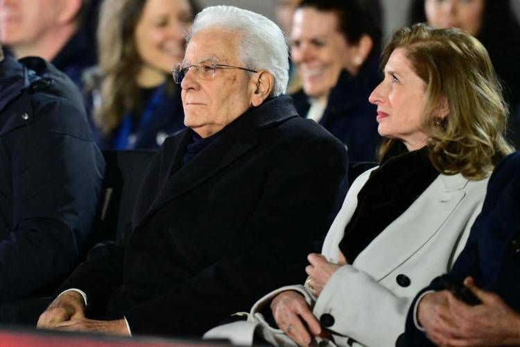 Il presidente Sergio Mattarella accanto alla figlia Laura - Afp