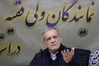 Il presidente iraniano Masoud Pezeshkian - Fotogramma /Ipa