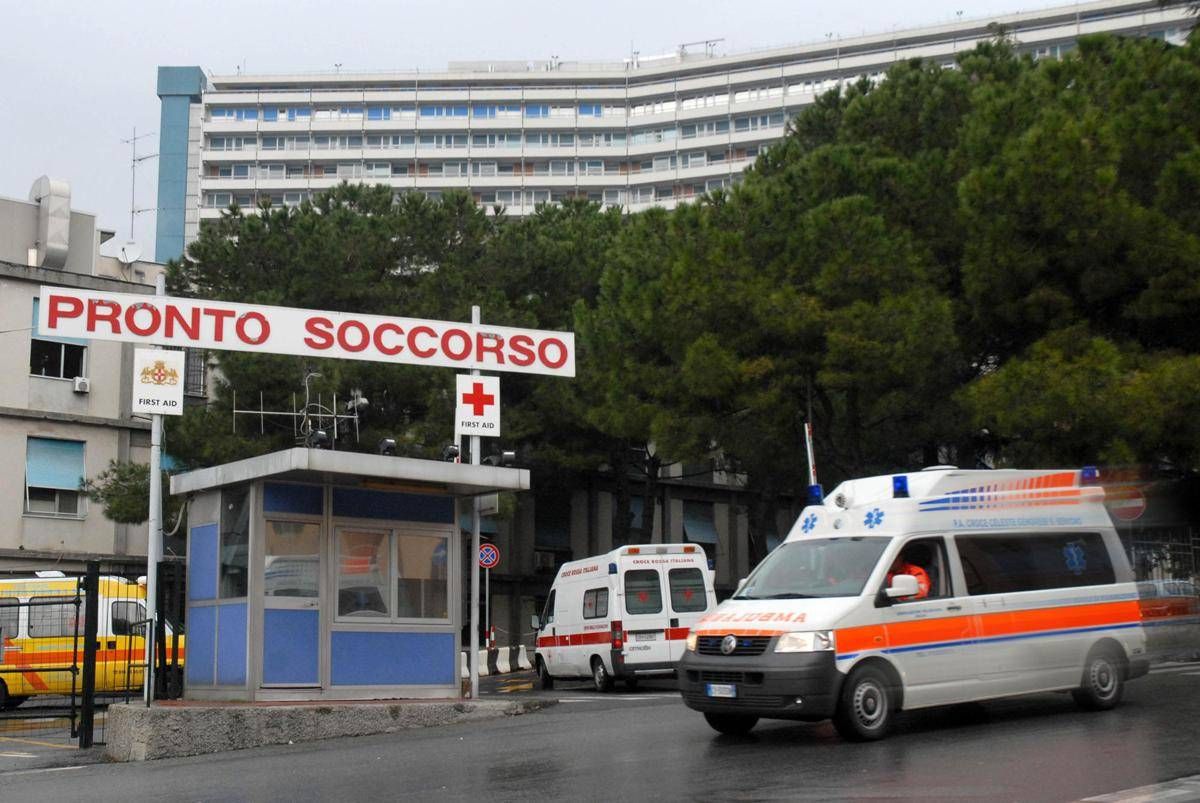 https://www.adnkronos.com/resources/02a3-201889b409a6-aa892569bcfb-1000/format/huge/genova_ospedale_san_martino_fg_ipa.jpeg