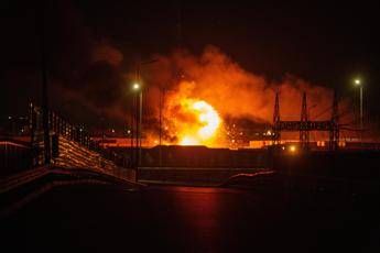 Iraq sotto fuoco incrociato, colpito da milizie filoiraniane e attacchi Usa