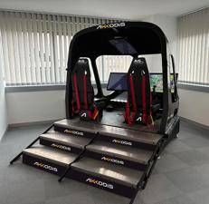 Piloti del futuro, un braccio robotico sostituirà i vecchi simulatori