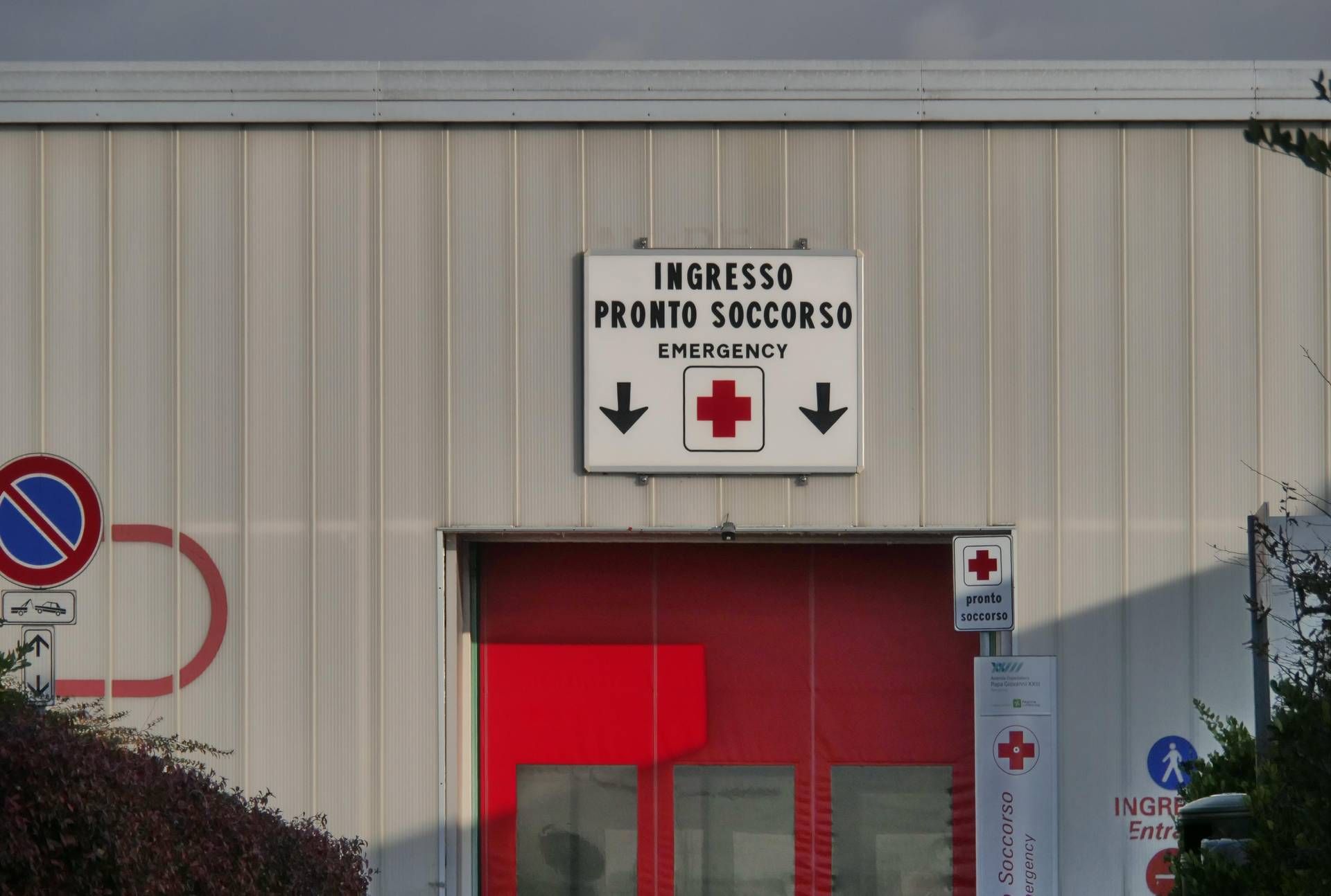 Cos'è la meningite, malattia che ha colpito il figlio di Sal Da Vinci da piccolo