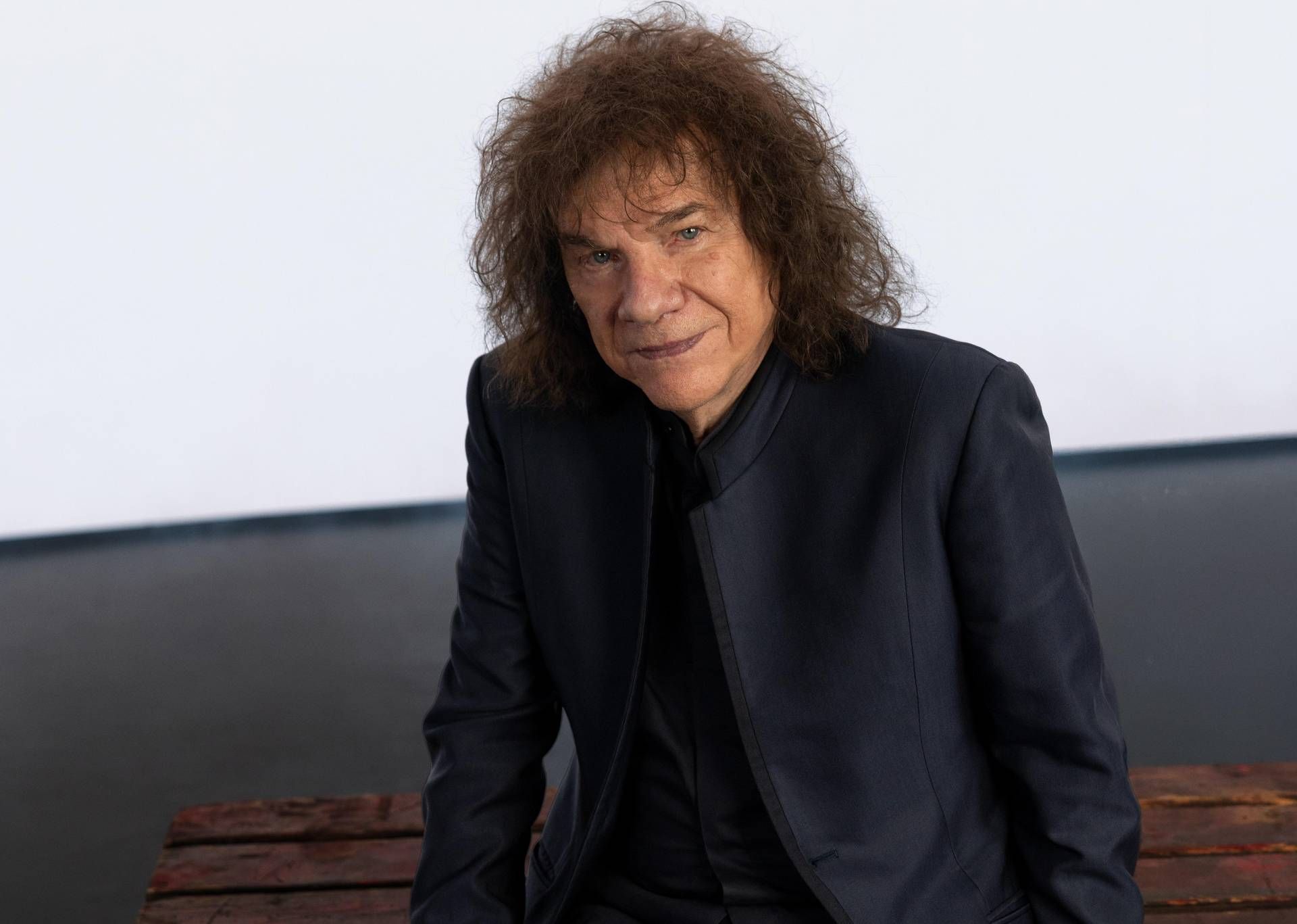 Il ritorno di Cocciante: "Voglio ancora essere autentico. Giovani? Manca gavetta"