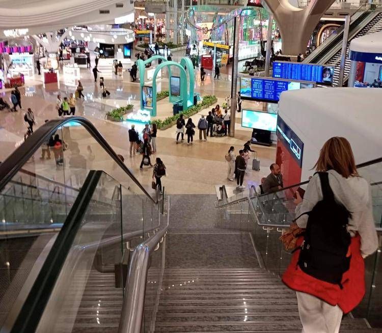 Iran, famiglia bloccata a Kuala Lumpur: 