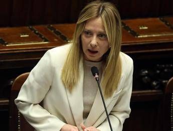 Iran, Meloni: "Governo non è complice". E fa appello a opposizioni: "Compattiamoci, se non volete ditelo"