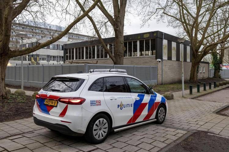 Polizia ad Amsterdam  - (Afp)