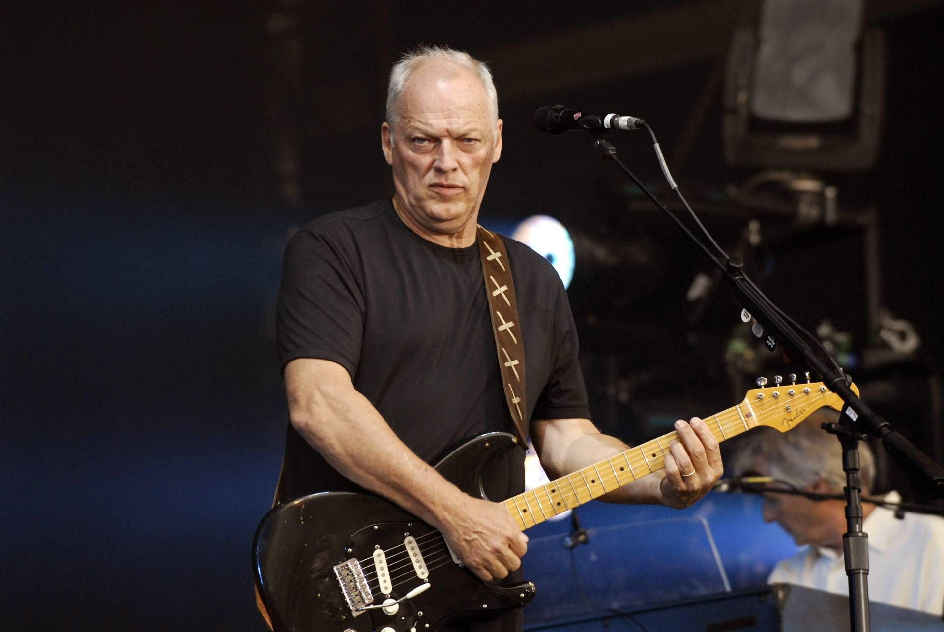 Record assoluto perl a chitarra di David Gilmour: venduta a 14,5 milioni dollari