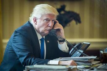 Donald Trump al telefono - (Fotogramma)