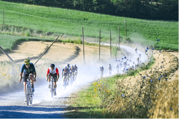 L'11 e 12 aprile Nova Eroica, sugli sterrati toscani con bici moderne e spirito antico