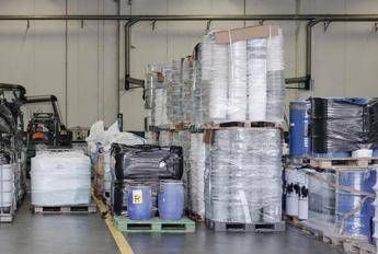 Rifiuti industriali (Fotogramma/Ipa)