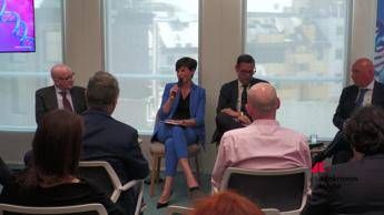 Farmaceutica: Regeneron punta sull'Italia e inaugura i nuovi uffici a Milano