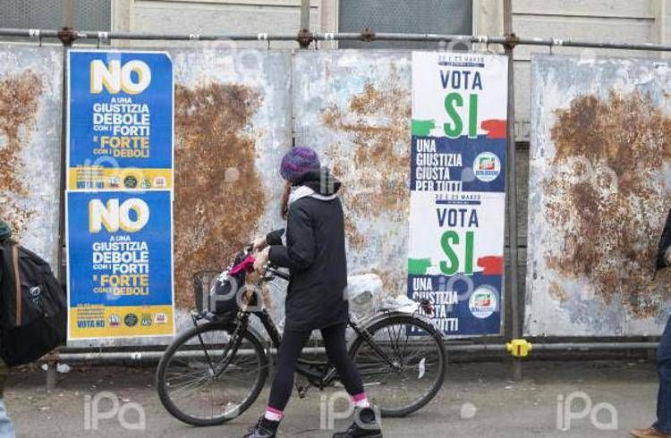 Manifesti elettorali per il referendum - Ipa