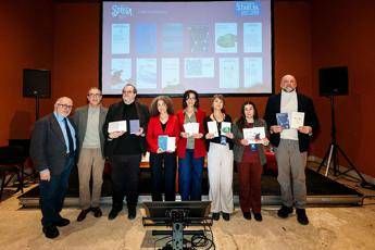(da sinistra: Giovanni Solimine, Giuseppe D’avino, Andrea Cortellessa, Maria Grazia Calandrone, Elisa Donzelli, Patricia Peterle, Laura Pugno, Stefano Petrocchi - Foto ufficio stampa Premio Strega)