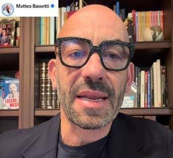 Dal video su Fb dell'infettivologo Matteo Bassetti