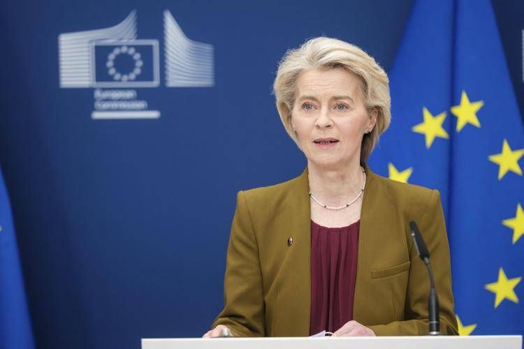La presidente della Commissione Europea Ursula von der Leyen (Fotogramma/Ipa)
