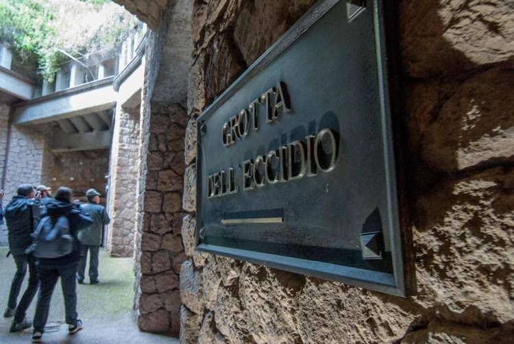 La grotta dell'eccidio (Ipa)