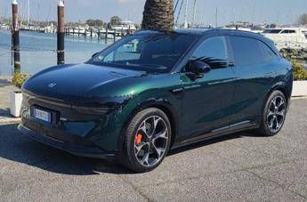 Zeekr, arriva in Italia il brand premium di Geely, hi-tech e 100% elettrico