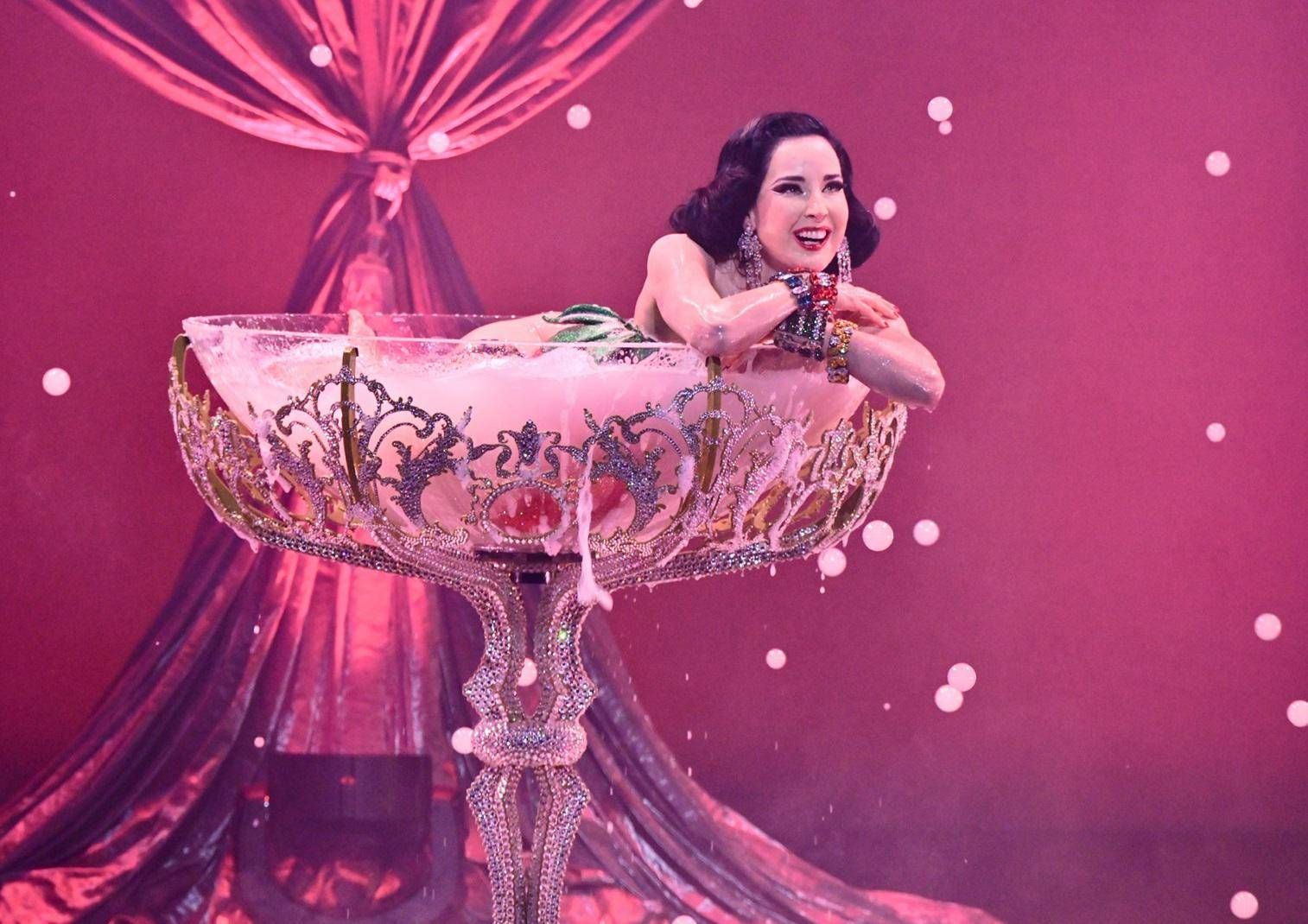 Dita Von Teese: "Il burlesque oggi è potere, non solo seduzione"