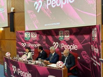 Nasce B4People, la piattaforma di sostenibilità della Lega Serie B, Abodi 'visione per il bene comune'