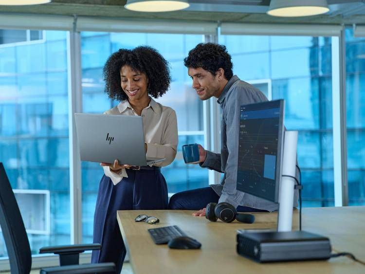 L'evoluzione del lavoro ibrido: intelligenza locale e sicurezza hardware nelle nuove infrastrutture digitali