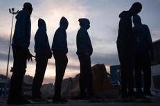 Migranti al porto di Malaga, Spagna (Fotogramma/Ipa)