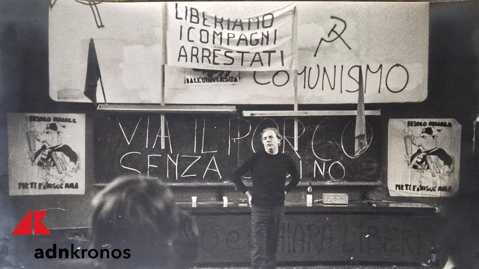 Dario Fo e l’attivismo politico nel ’74, il fotografo Bordoni: “Nei miei scatti la sua magia”