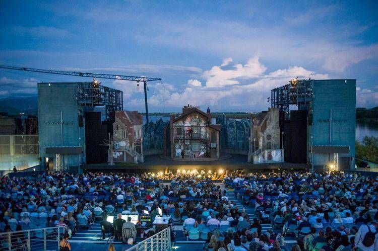 Festival Puccini 2026, apre 'Turandot' con la regia di Jackie Chan