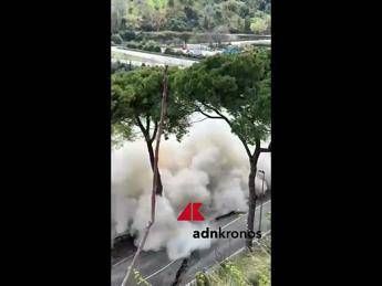 Teramo, crolla palazzina e la frana si allarga a Silvi: scuole chiuse. Il sindaco: 