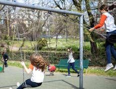 Bambini al parco - (Ipa)