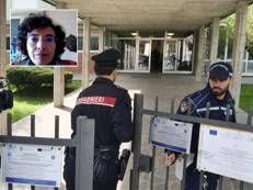 La prof e l'istituto dove c'è stata l'aggressione (Fotogramma/Ipa)