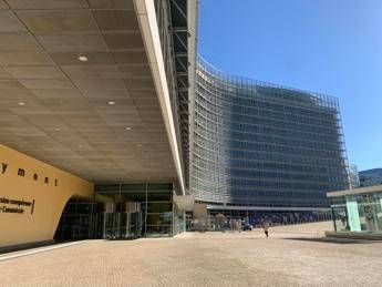 Palazzo Berlaymont, sede della Commissione Europea a Bruxelles  - Foto Adnkronos
