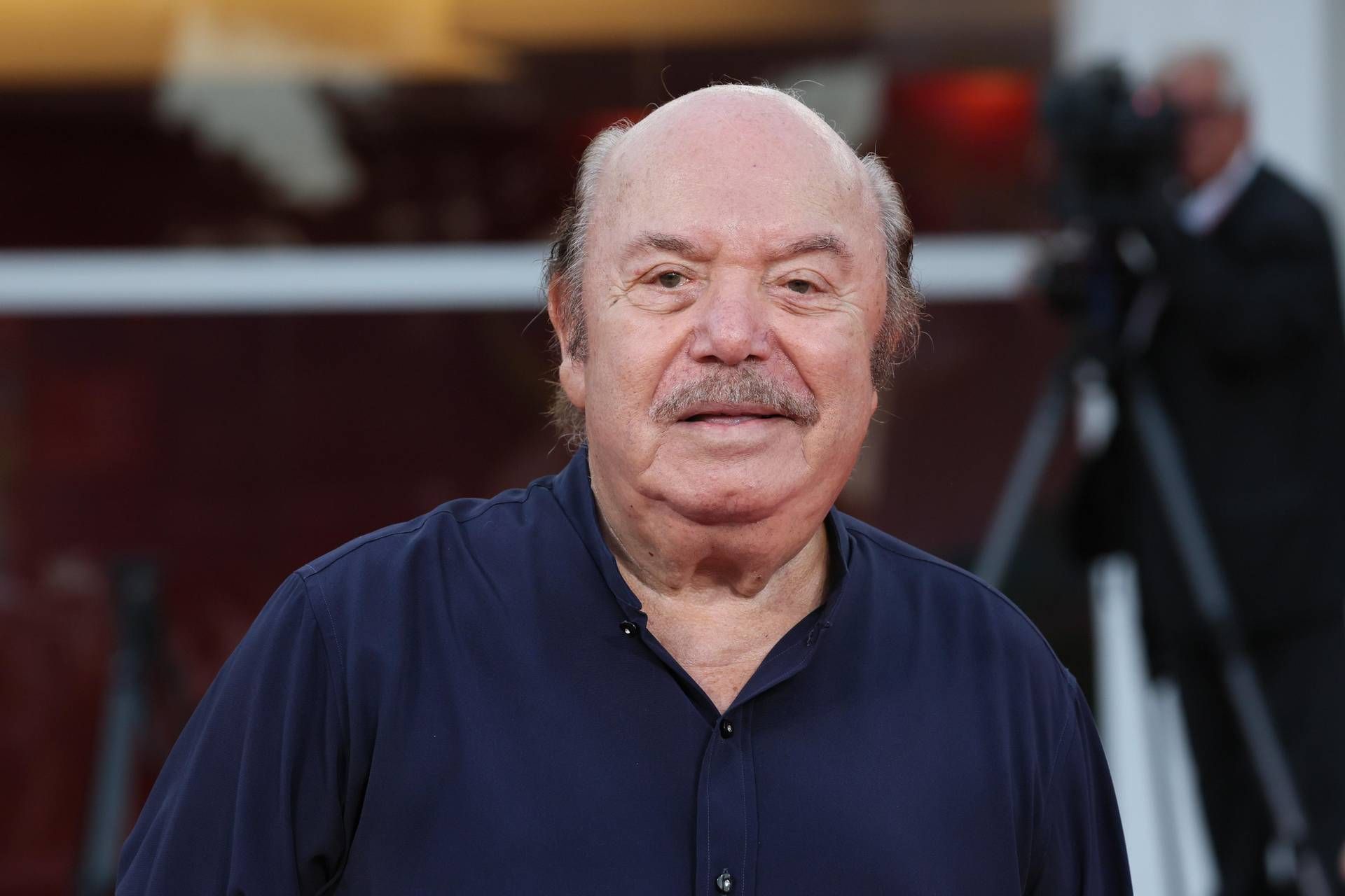 Lino Banfi e la vita a 90 anni: "Mi è comparsa davanti la signora morte, non ho paura"