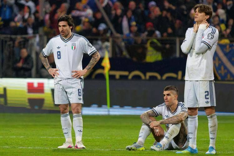 Fallimento Italia, il flop Mondiali arriva alla Camera: "Gravina si dimetta"