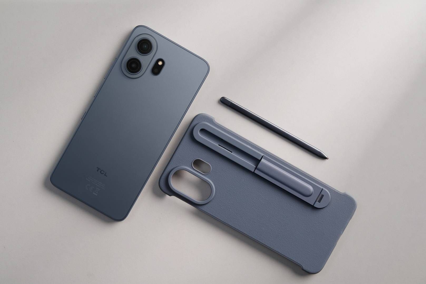 tcl nxtpaper 70 pro   accessories