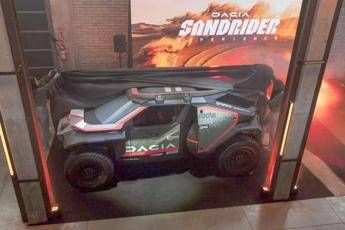 Al via la Dacia Sandrider Experience, quando la Dakar incontra i Videogame