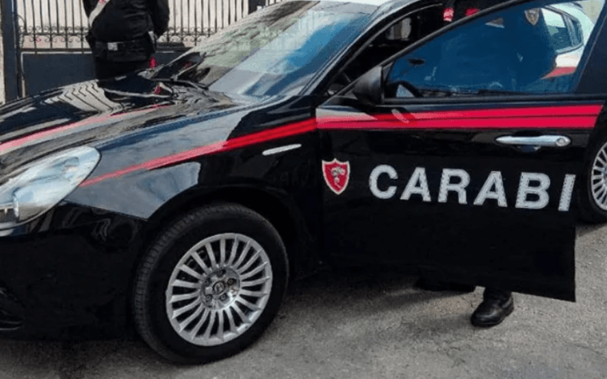Catania, donna accoltellata in strada a Picanello: fermato il marito