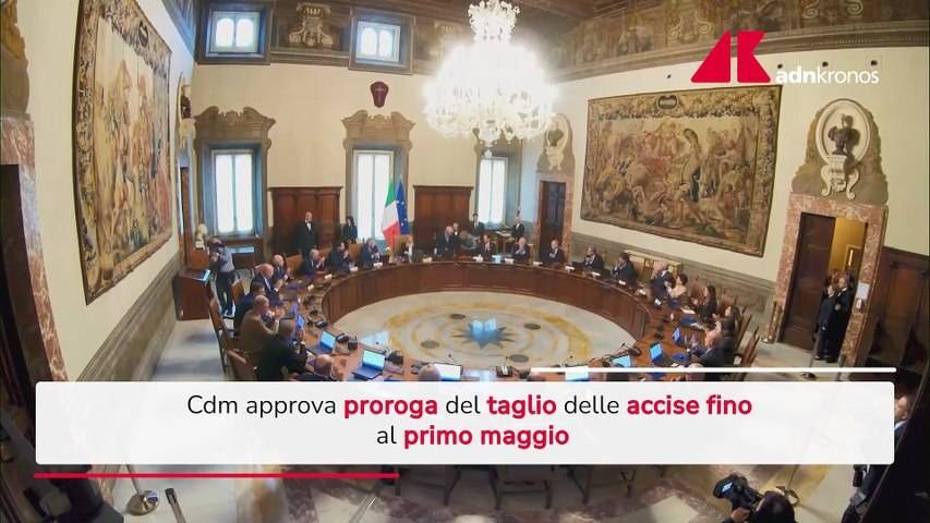 Carburanti, taglio accise proprogato fino al 1 maggio