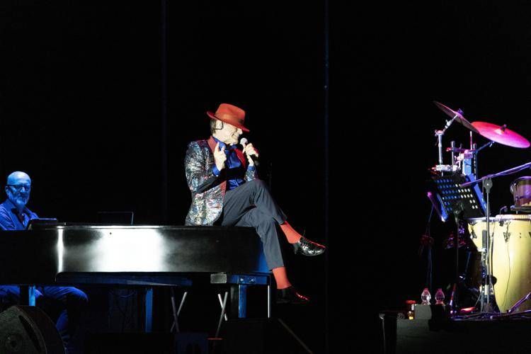 Massimo Ranieri in concerto - (foto Angelo Tortorella)