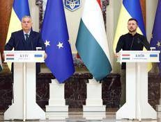 Il premier ungherese Viktor Orban e il presidente ucraino Volodymyr Zelensky in conferenza stampa a Kiev nel 2024 - Fotogramma/Ipa