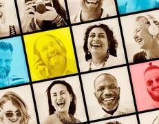 Persone che sorridono - (123Rf)