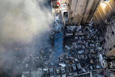 Macerie e soccorsi in Libano dopo il raid di Israele - Afp