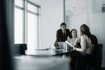 Indra Group rinnova in Italia la certificazione ISO 37001, rafforzando il proprio impegno per l’integrità e le pratiche di buon governo