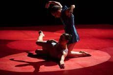 Federica Maine e Giorgia Calenda protagoniste di 'Annonciation' - (foto Fabrizio Sansoni)