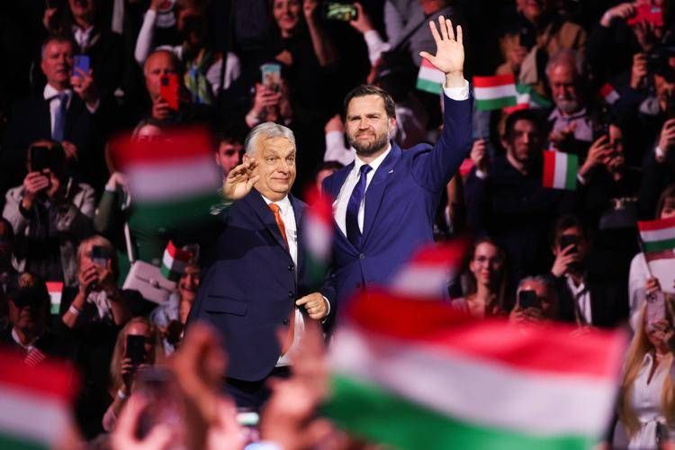 Il premier ungherese Viktor Orban e il vicepresidente Usa JD Vance a Budapest: domenica 12 aprile si vota in Ungheria  - Fotogramma/Ipa