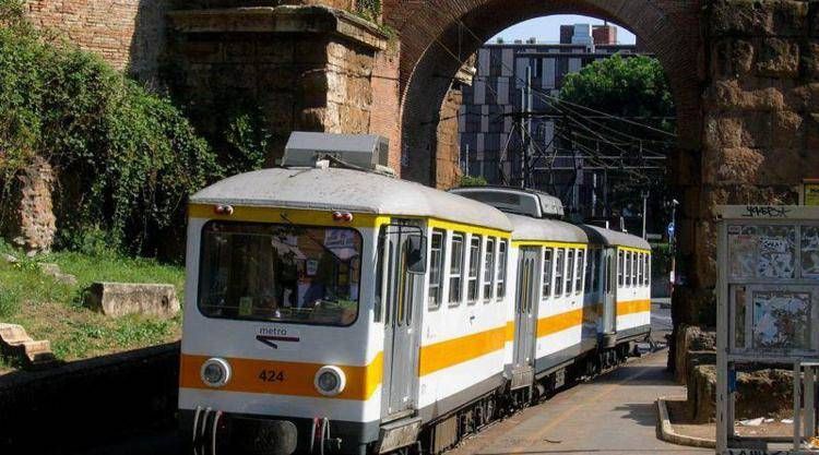 treni giallo roma tram