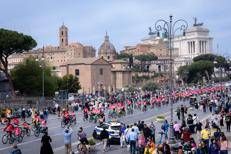 Prevenzione, a Roma la pedalata del Policlinico Campus Bio-medico contro il tumore al seno