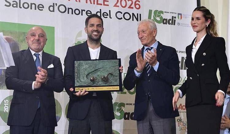 A Cesc Fabregas il Premio Bearzot: 