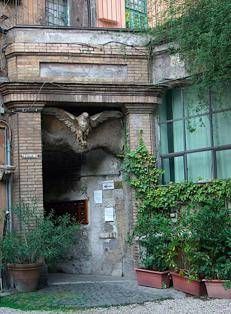 Uno scorcio di Via Margutta immortalata dal film 'Vacanze Romane',  interpretato da Gregory Peck e Audrey Hepburn