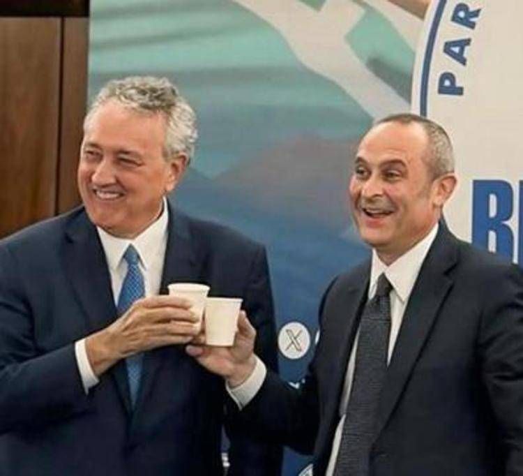 Forza Italia, Enrico Costa nuovo capogruppo alla Camera: succede a Barelli